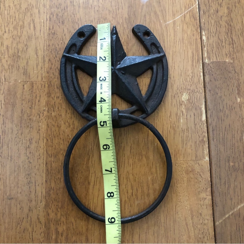 Horseshoe With Lonestar Rustic Cast Iron Barn Style Bath Towel Ring Home Office - Picture 5 of 8